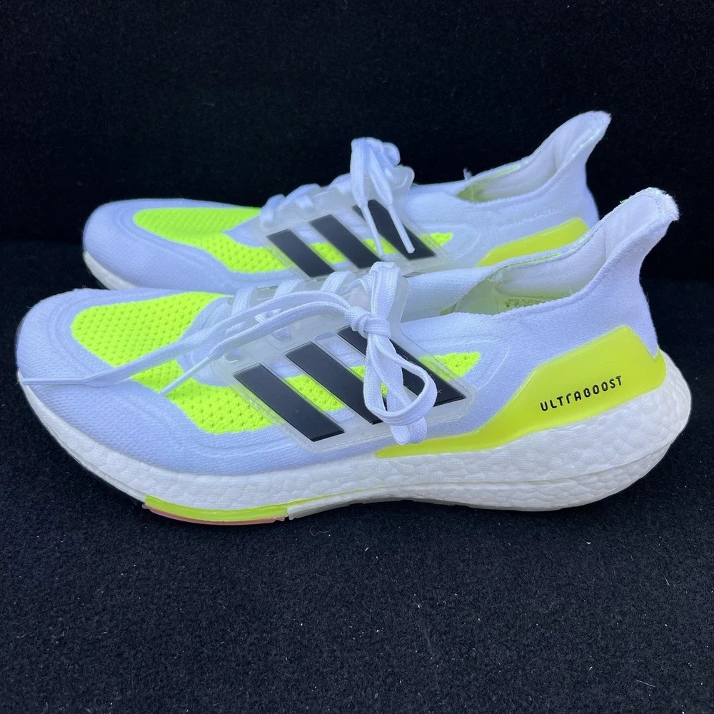 Men's Adidas UltraBoost 21 Running Shoes White / Black / Yellow Sz 8 FY0377